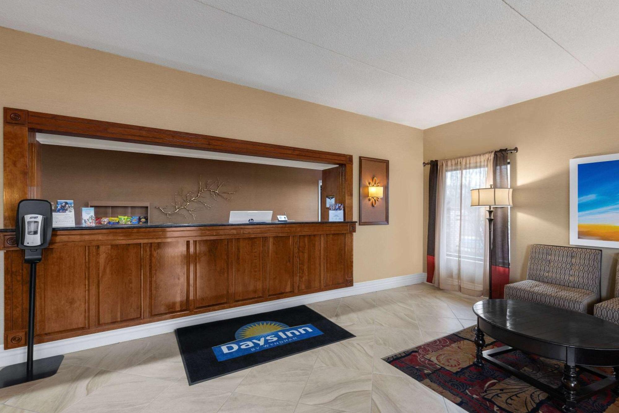Days Inn By Wyndham Columbia Kentucky Zewnętrze zdjęcie