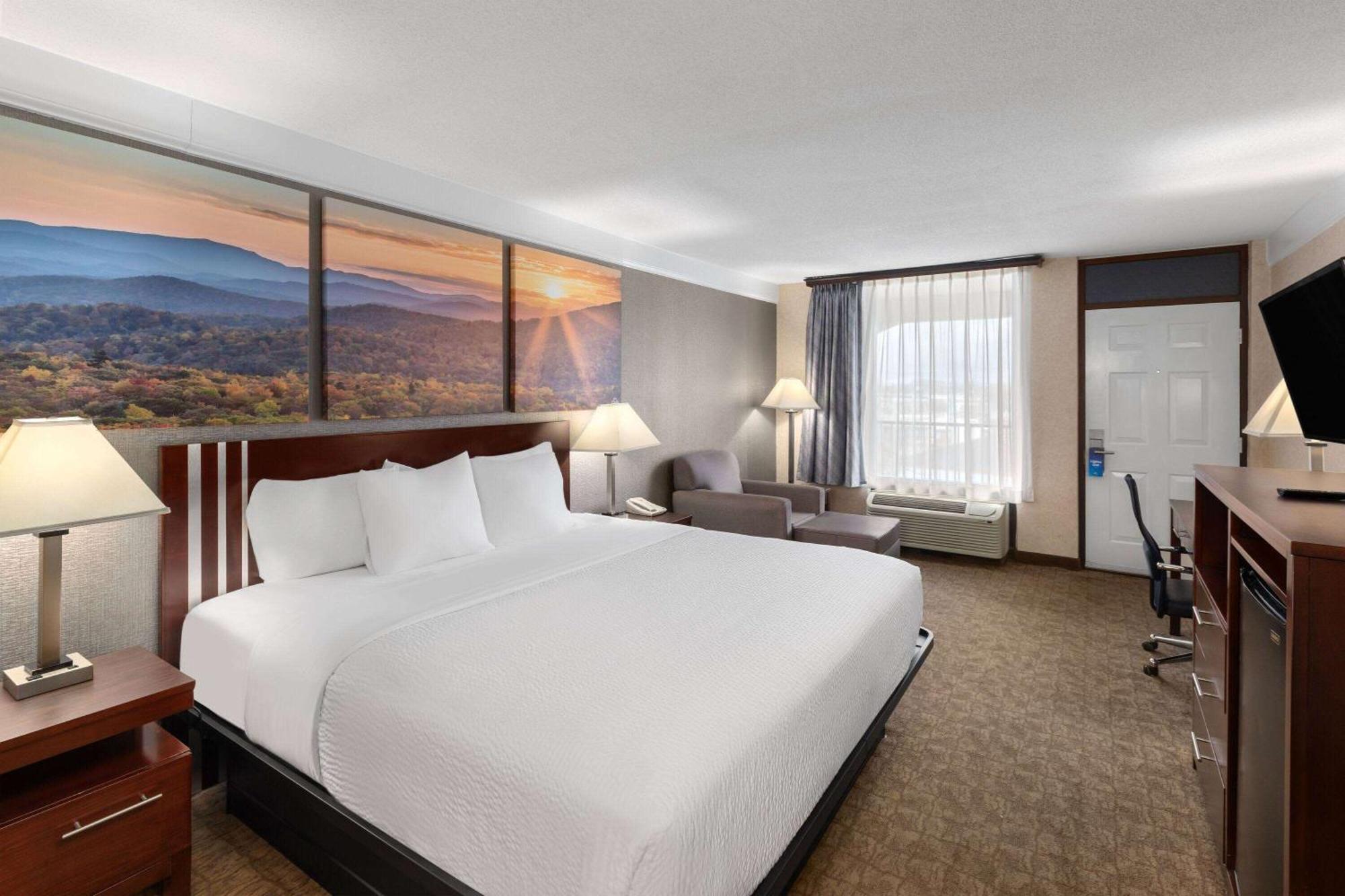 Days Inn By Wyndham Columbia Kentucky Zewnętrze zdjęcie
